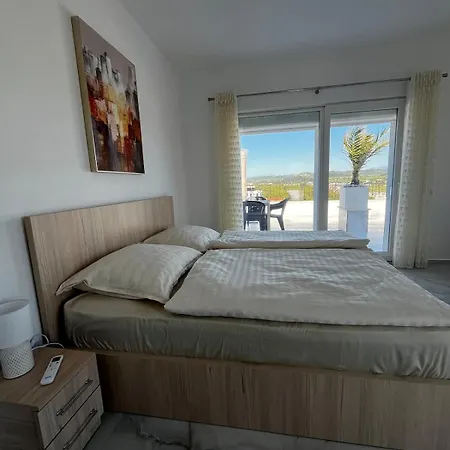 Eden Alba 公寓 格勒姆