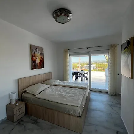 Apartmán Eden Alba *